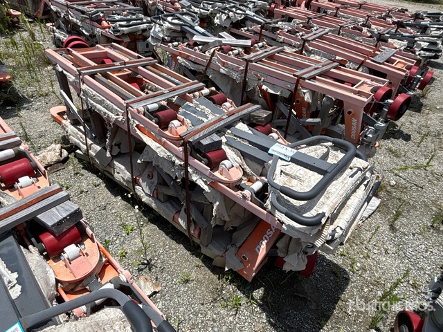 Quantity of (6) Doosan HPT28-2-06 5500 lb Pallet Jack