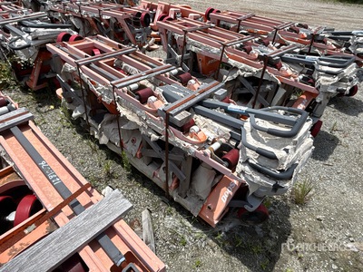 Quantity of (6) Doosan HPT28-2-06 5500 lb Pallet Jack