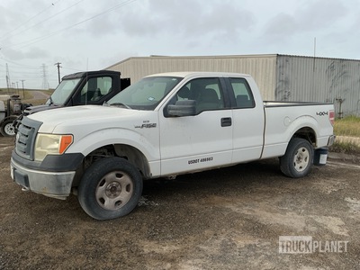 2009 Ford F-150 XL 4x4 Extended Cab Pickup