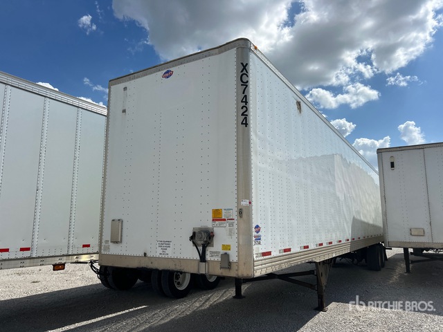 2018 Utility VS2DX 57 ft x 102 in T/A Van Trailer