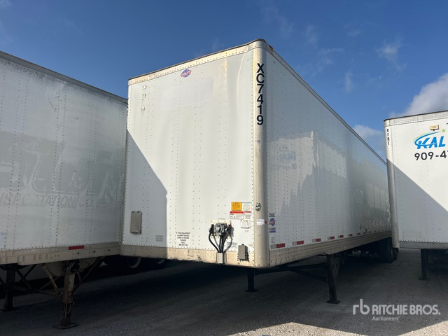2018 Utility VS2DX 57 ft x 102 in T/A Van Trailer