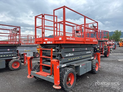 2011 Skyjack SJ7135 4x4 Dual Fuel Hebebühne