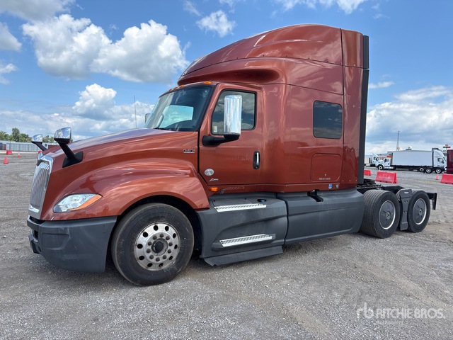 3HSDZTZR1KN701304 2019 photo no. 1