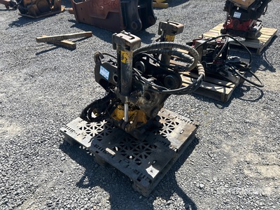 8 in Excavator Coupler