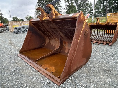 2011 Murray Latta 105 in 6 cyd Cleanup Excavator Bucket - Fits John Deere 350, 330, 336