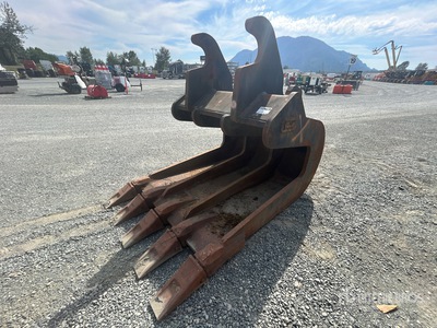 2009 Kenco Attachment Solutions 54 in Excavator Slab Crab