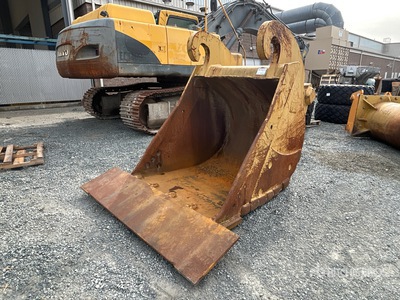Cat 73 in Cleanup Baggerlöffel
