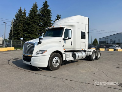 2019 International LT625 6x4 Cabeza Tractora Cabina Dormitorio