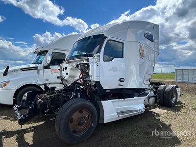 2023 Kenworth T680 6x4 3- Achs Sattelzugmaschine mit Schlafkabine (Inoperable)