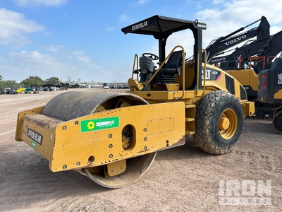 2008 Cat CS74F Smooth Drum Compactor