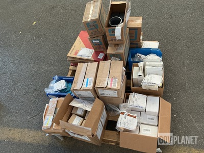 (900) Adapters, (6) Tubes, (22) Spuds & Assorted Items