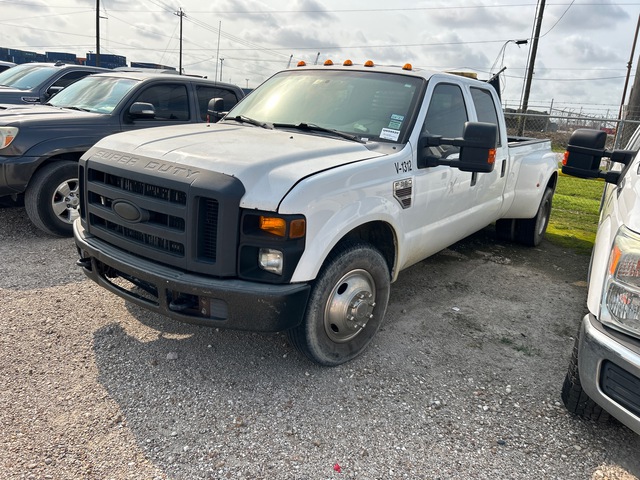 2010 Ford F-350 XL 4x2 Crew Cab Pickup (Inoperable)