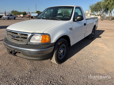 2004 Ford F-150 XL 4x2 ピックアップ