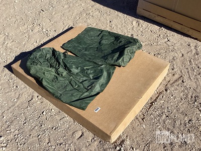 (39) Clothing Bags