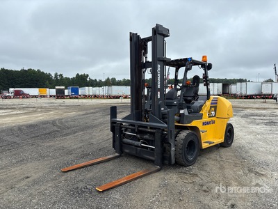 Komatsu FH70-2 Pneumatic Tire Chariot Élévateur