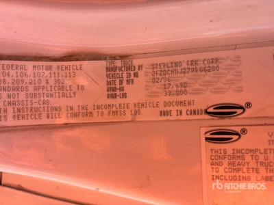 Versalift on 2007 Sterling Acterra 4x4 高所作業車