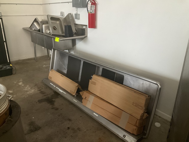 Assorted Stainless Steel Sinks