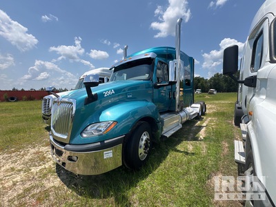 2019 International LT625 6x4 تراكتور شاحنة كابينة النوم (ثنائية المحور)