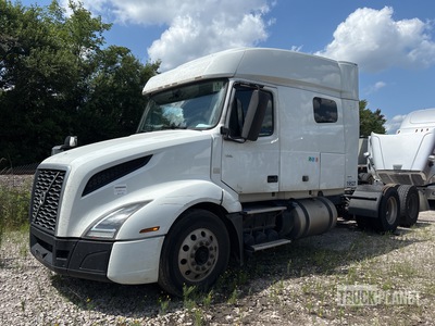 2019 Volvo VNL740 6x4 T/A Sleeper Truck Tractor