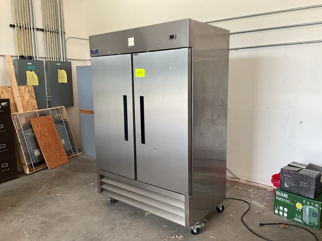 Artic Air AR49EZ Refrigerator