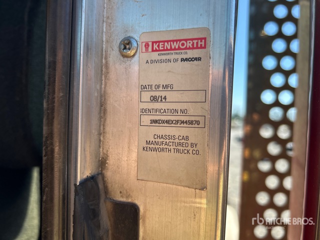 2015 Kenworth T800 8x4 Tri/A Day Cab Truck Tractor