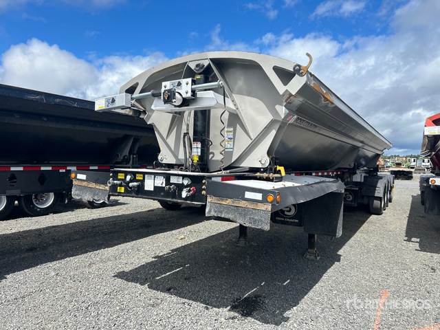 2018 Cross Country 38 ft Quad/A Side Dump Trailer