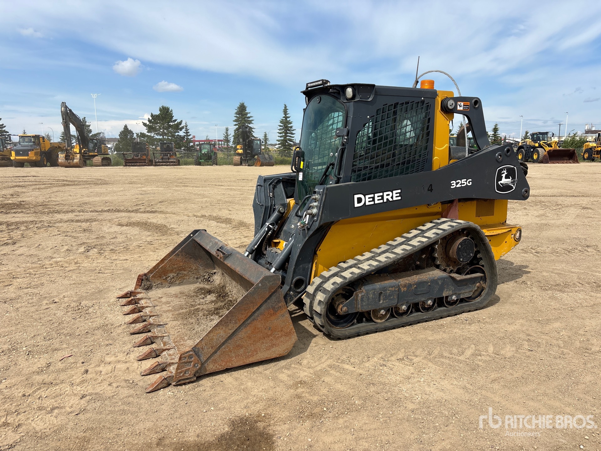 2022 John Deere 325G Two-Speed Compact Track Loader