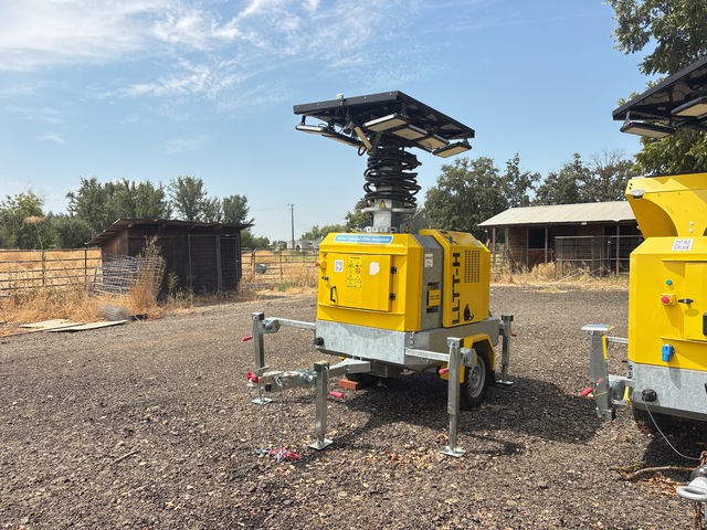 Verdegro LLTT-H XL 800 W Solar Light Tower (Unused) Verdegro LLTT-H XL 800 W Solar Light Tower (Unused)
