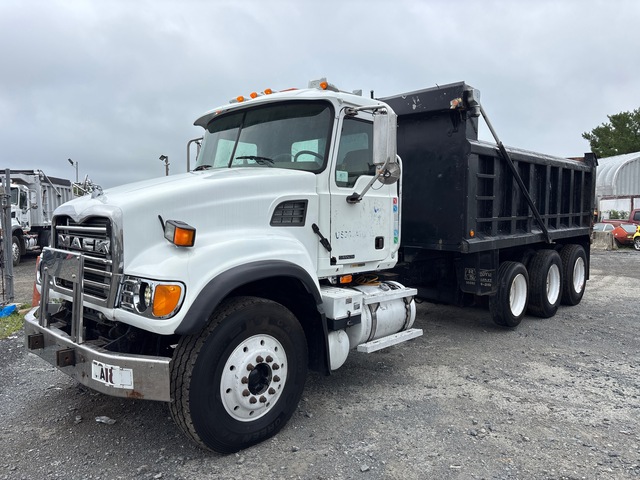 2004 Mack CV713 8x4 Tri/A Dump Truck