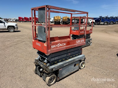 2013 Skyjack 3219 Electric Scissor Lift