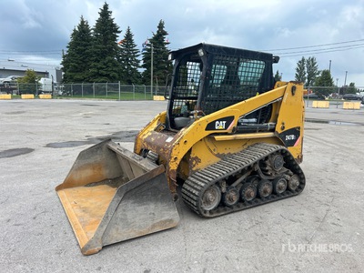 2011 Cat 247B Series 3 Kompakt-Raupenlader