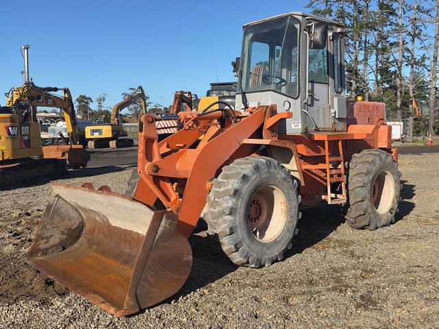 1997 Hitachi LX70-2C Wheel Loader 1997 Hitachi LX70-2C Wheel Loader