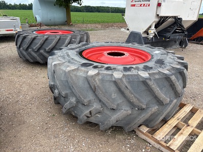 Tractor Duals (1 Trelleborg 1 Pirelli 650/85R38)