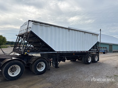 1999 Advance HGT T/A B-Train Pup belly dump Grain Trailer