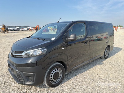 2023 Toyota Proace Verso 2.0 106 KW 9-seater L2H1 Passenger Van
