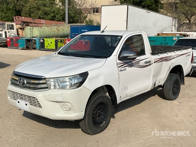 2016 Toyota Hilux 4x4 Pickup (Inoperable)