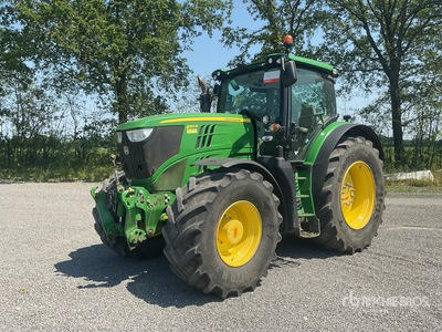 2013 John Deere 6190R 4WD Tractor