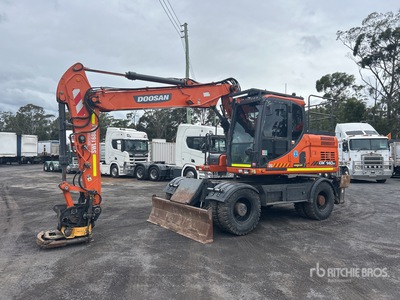 Doosan DX140W Wheel Excavator