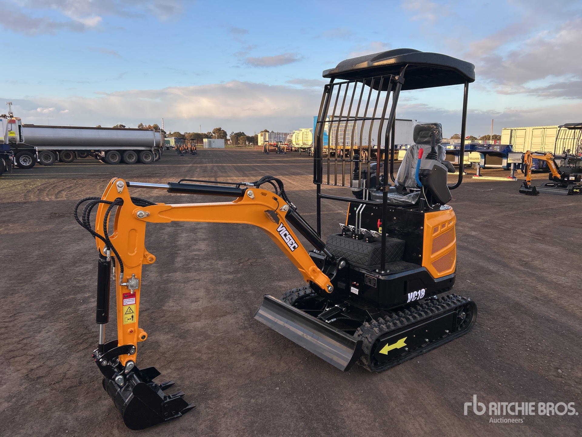2026 VICSEC VC18Y Mini Excavator (Unused)