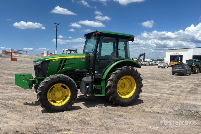 2020 John Deere 5100E 4WD Tractor
