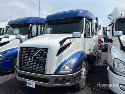 2019 Volvo VNL 6x4 Ciągnik siodłowy T/A z kabiną sypialną