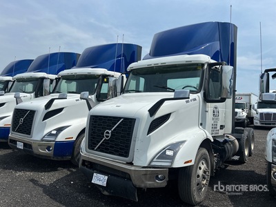 2022 Volvo VNR300 6x4 Ciągnik siodłowy T/A z kabiną dzienną