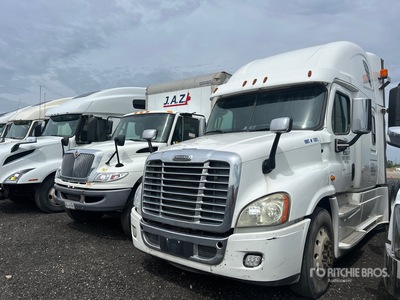 2017 Freightliner Cascadia 125 6x4 Ciągnik siodłowy T/A z kabiną sypialną