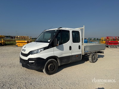 Iveco Daily 35-120 Crew Cab Flatbed Truck