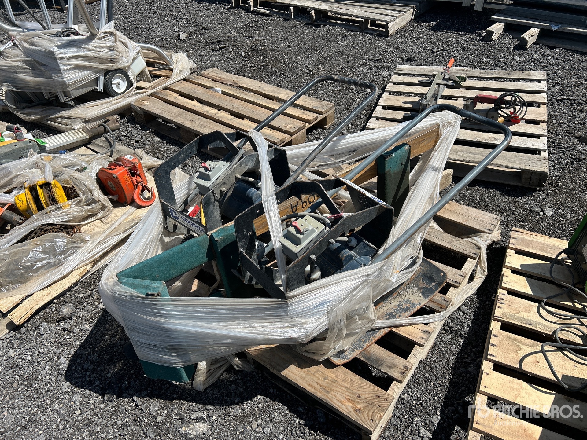Quantity of (2) 2017 Packer Brothers PB184E Electric 17 in Vibratory Plate Compactor