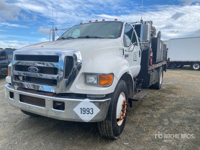 2005 Ford F-650 Lube Truck