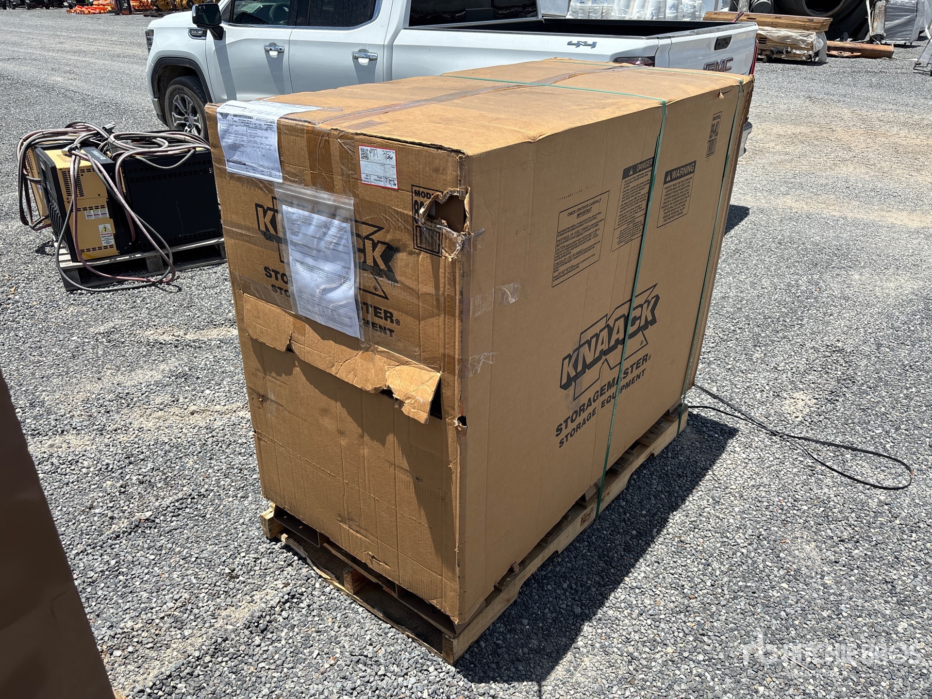Knaack 89 Job Site Box (Unused)
