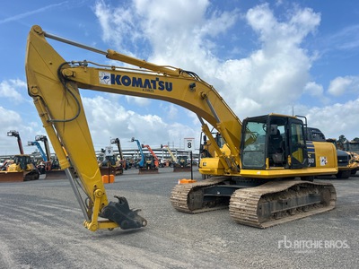 2022 Komatsu PC360LC-11 Tracked Excavator