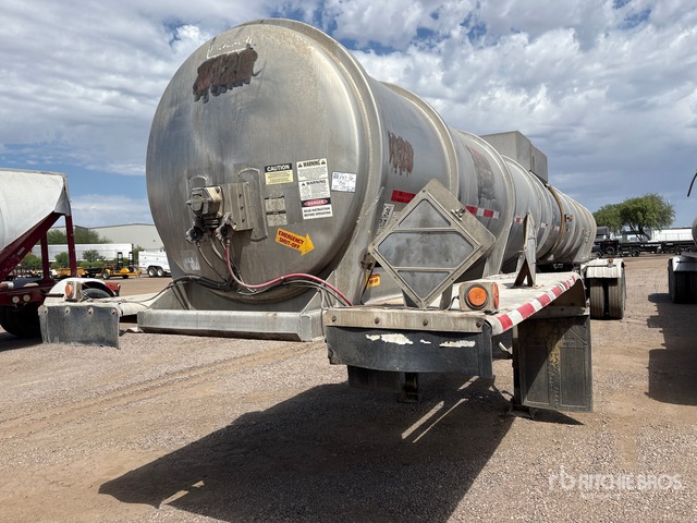 2013 Polar 3800 gal T/A Tanker Trailer