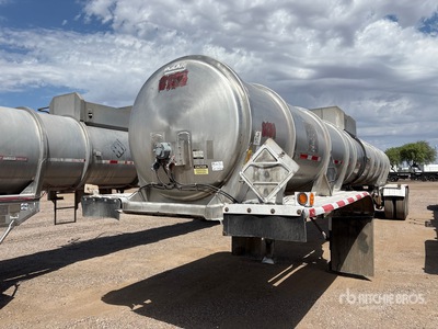 2013 Polar 3800 gal T/A Rimorchio cisterna